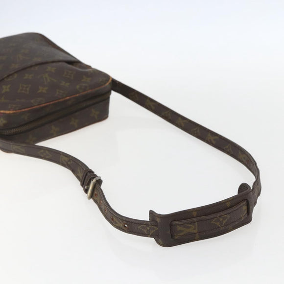 LOUIS VUITTON Monogram Petit Marceau Shoulder Bag M40264 LV Auth ka701