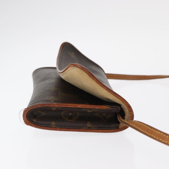 LOUIS VUITTON Monogram Pochette Twin GM Shoulder Bag M51852 LV Auth ka709