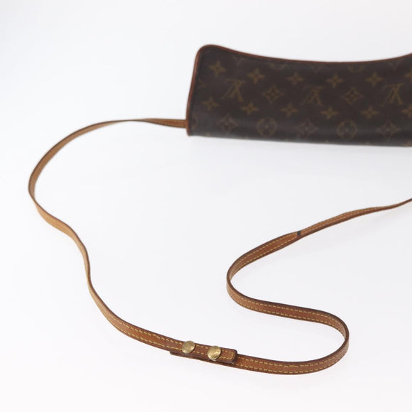 LOUIS VUITTON Monogram Pochette Twin GM Shoulder Bag M51852 LV Auth ka709