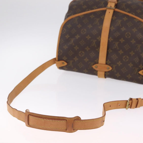 LOUIS VUITTON Monogram Saumur 35 Shoulder Bag M42254 LV Auth ka7109A