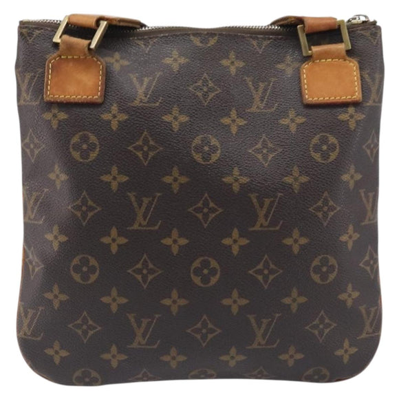 LOUIS VUITTON Monogram Pochette Bosphore Shoulder Bag M40044 LV Auth ka7121