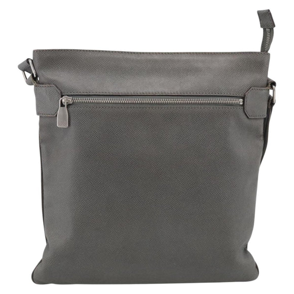 LOUIS VUITTON Taiga Sasha Shoulder Bag Gray Glacier M32630 LV Auth ka7212