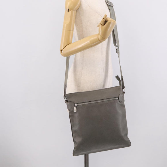LOUIS VUITTON Taiga Sasha Shoulder Bag Gray Glacier M32630 LV Auth ka7212