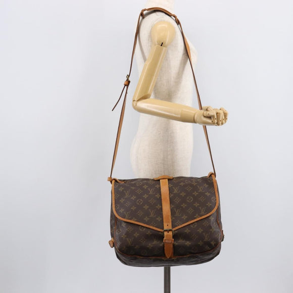LOUIS VUITTON Monogram Saumur 35 Shoulder Bag M42254 LV Auth ka7232