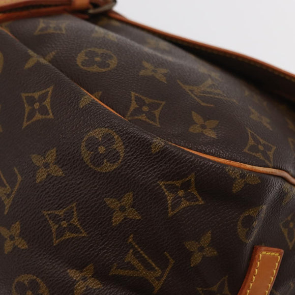 LOUIS VUITTON Monogram Saumur 35 Shoulder Bag M42254 LV Auth ka812