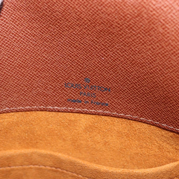LOUIS VUITTON Monogram Musette Umhängetasche M51256 LV Auth ka824