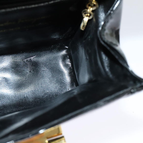 Salvatore Ferragamo Gancini Shoulder Bag Enamel Black Gold Auth KD105