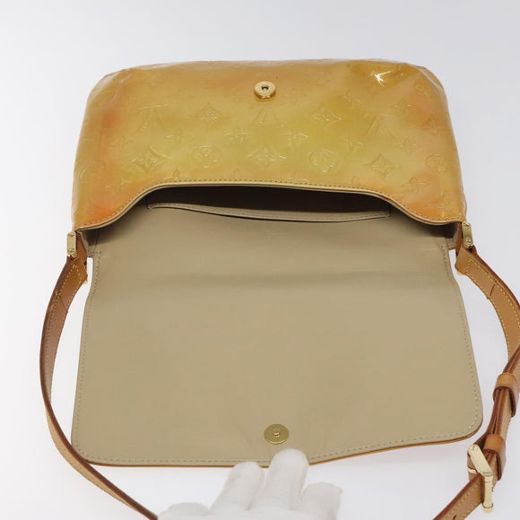 LOUIS VUITTON Monogram Vernis Thompson Street Bag Beige M91301 LV Auth KD355