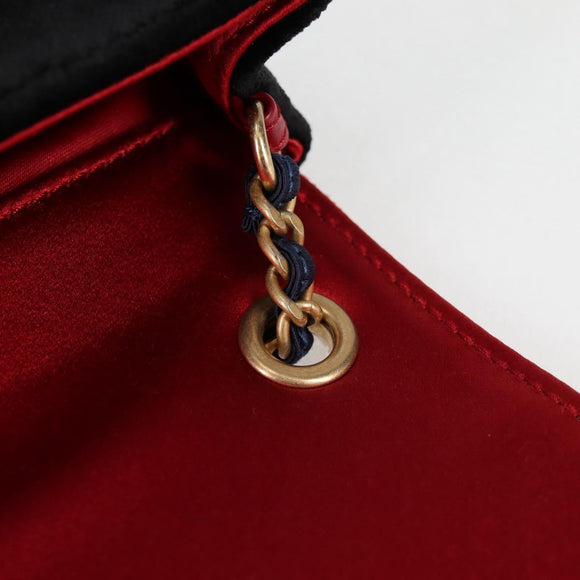 CHANEL Matelasse Camellia Chain Schultertasche Velour Rot CC Auth KD378SM