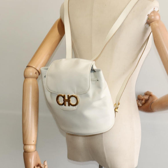 Salvatore Ferragamo Gancini Backpack Leather White Gold Auth KD549