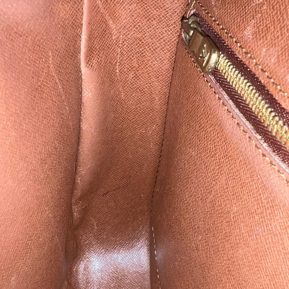 LOUIS VUITTON Monogram Saint Cloud GM Shoulder Bag M51242 LV Auth ki2327