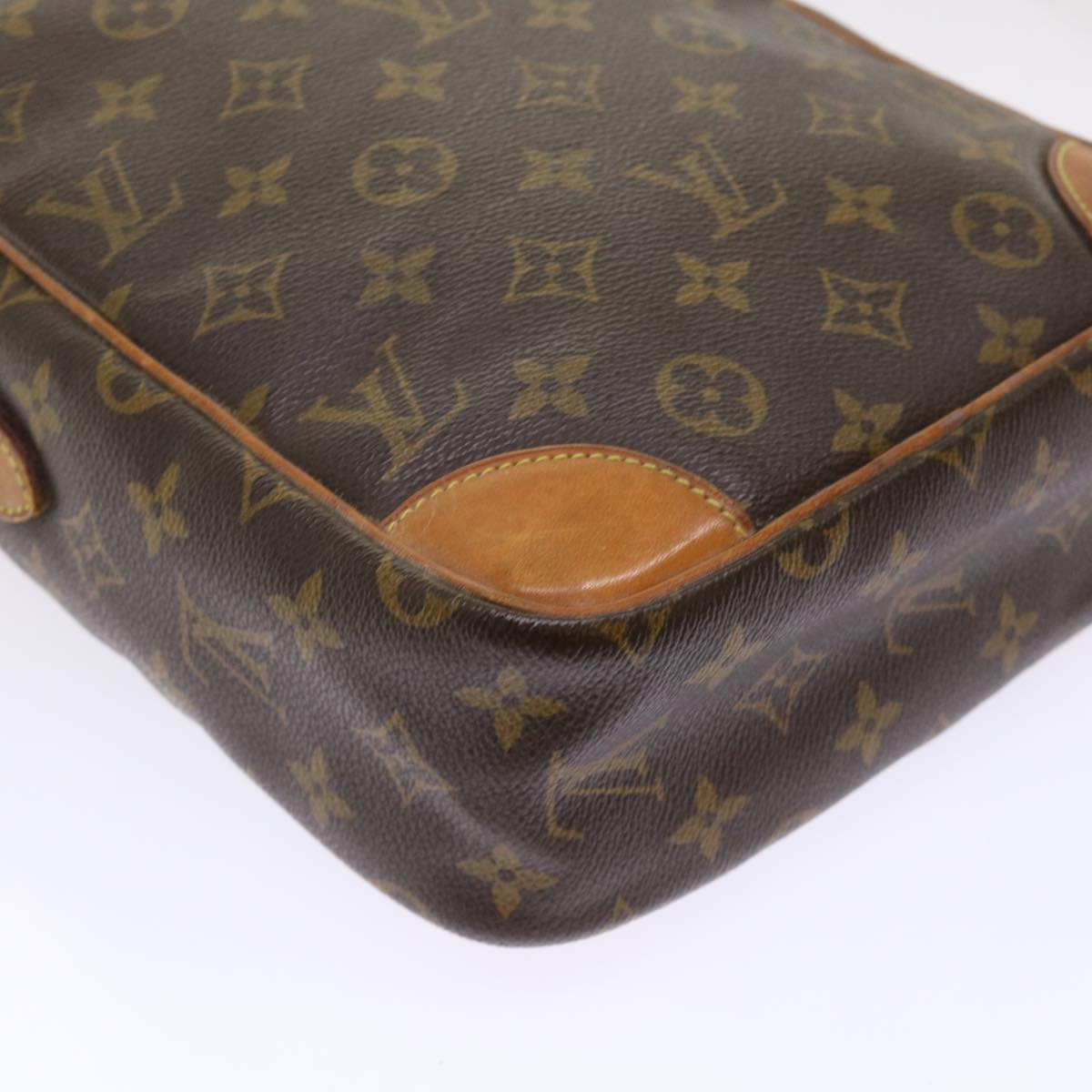 LOUIS VUITTON Monogram Danube MM Shoulder Bag M45264 LV Auth ki3267