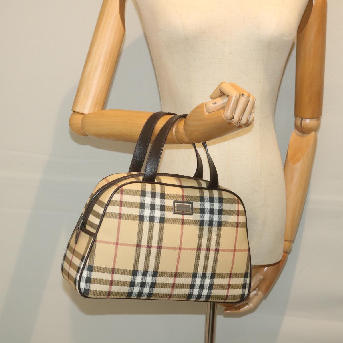 BURBERRY Nova Check Hand Bag PVC Leather Beige Auth ki3649