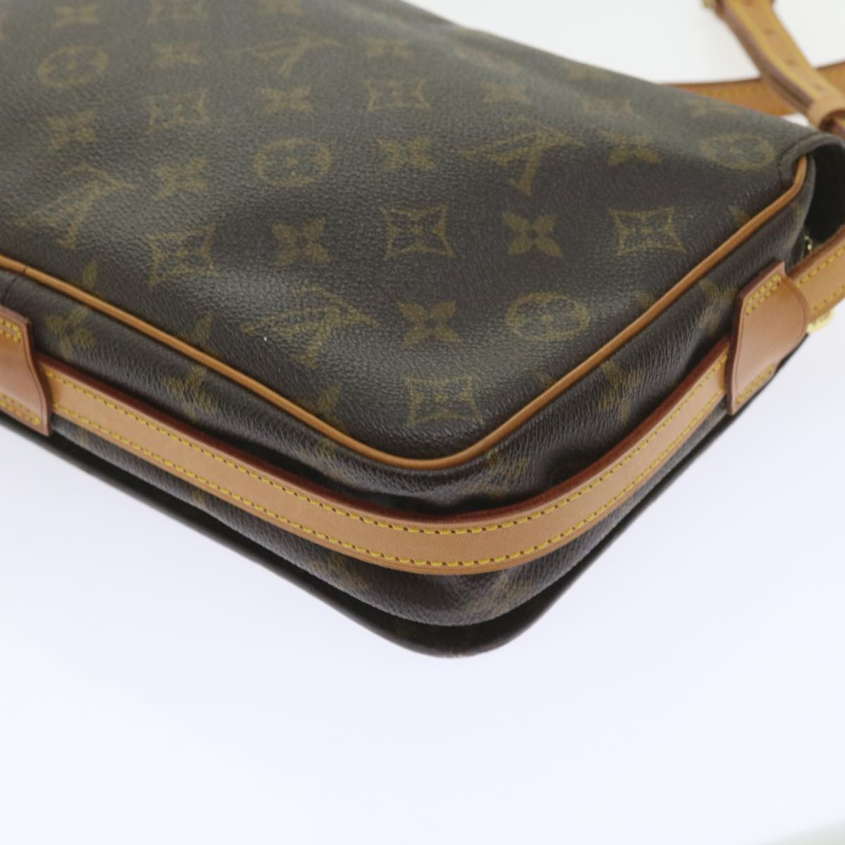 LOUIS VUITTON Monogram Saint Germain 28 Shoulder Bag M51207 LV Auth ki3738