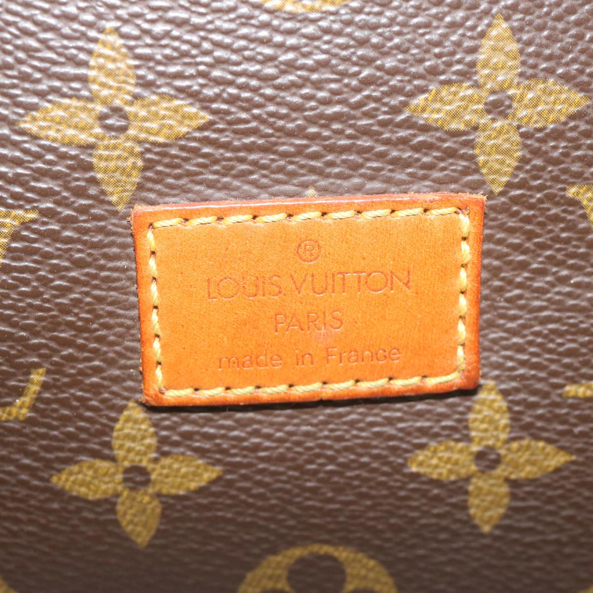 LOUIS VUITTON Monogram Saumur 35 Shoulder Bag M42254 LV Auth ki3888