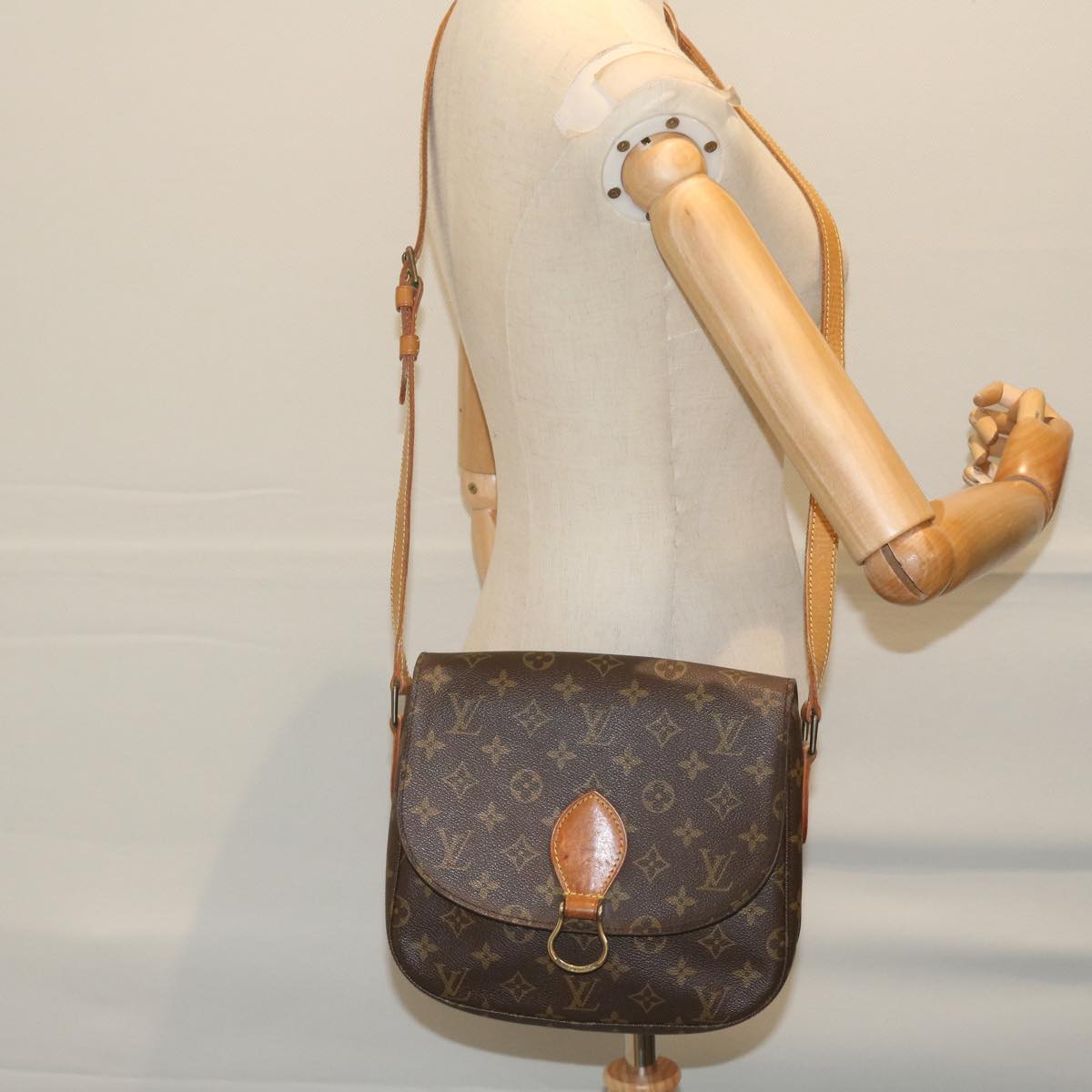 LOUIS VUITTON Monogram Saint Cloud GM Shoulder Bag M51242 LV Auth ki3954