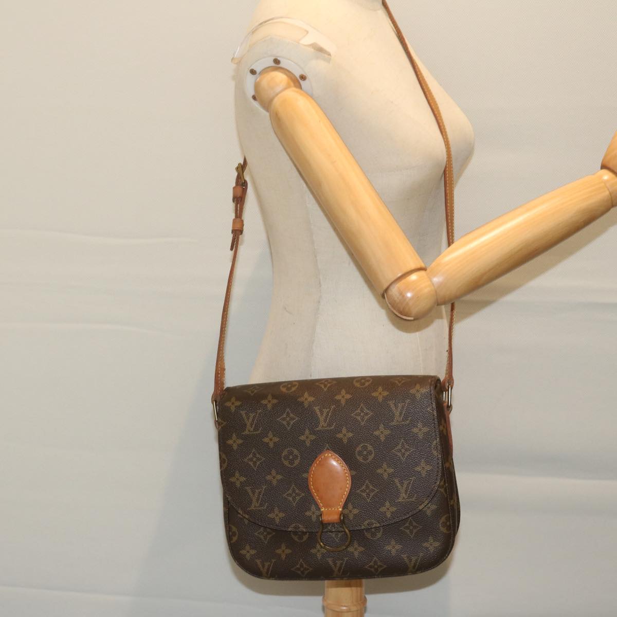 LOUIS VUITTON Monogram Saint Cloud GM Shoulder Bag M51242 LV Auth ki4011