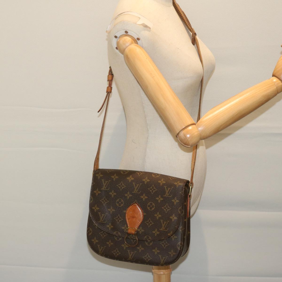 LOUIS VUITTON Monogram Saint Cloud GM Shoulder Bag M51242 LV Auth ki4012