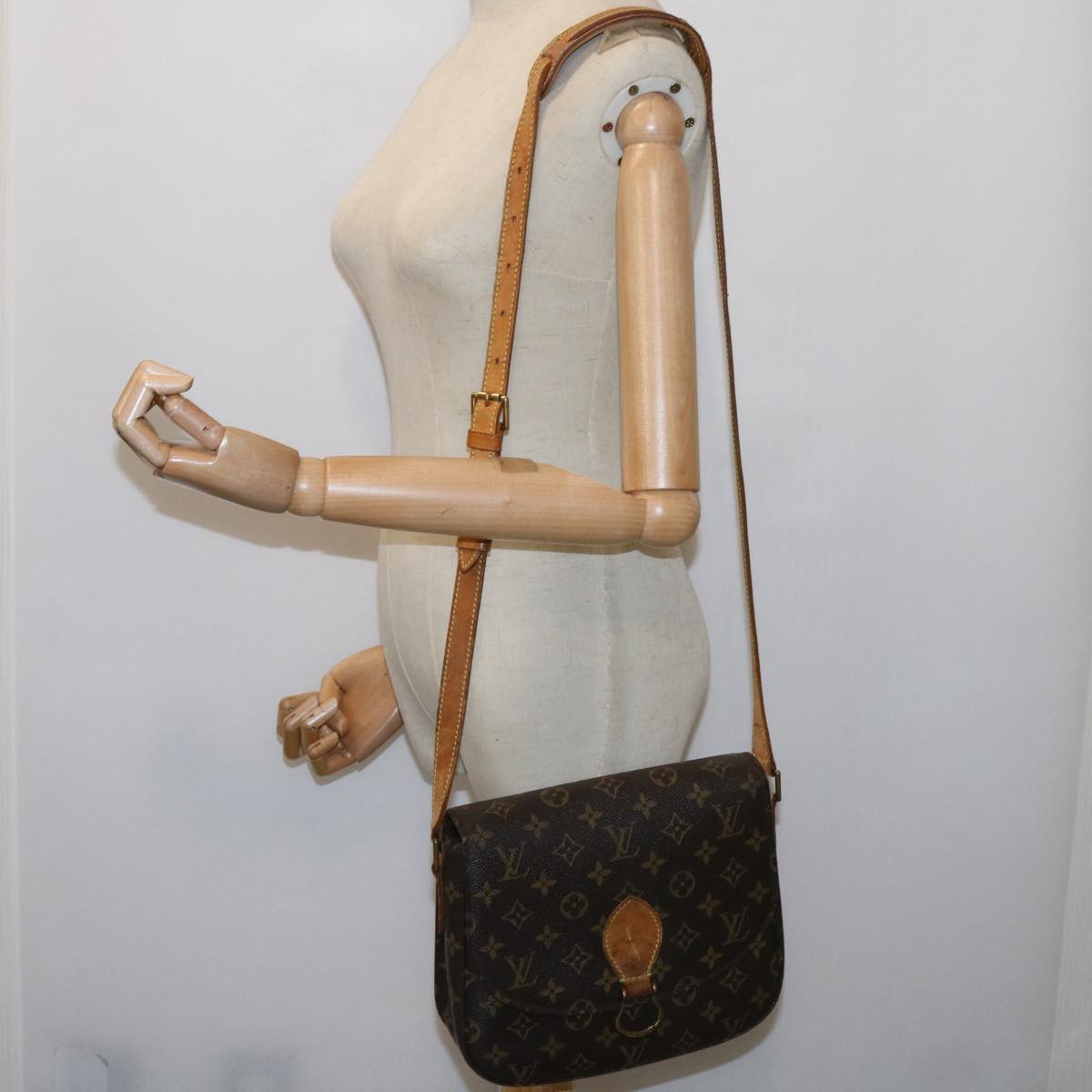 LOUIS VUITTON Monogram Saint Cloud GM Shoulder Bag M51242 LV Auth ki4042