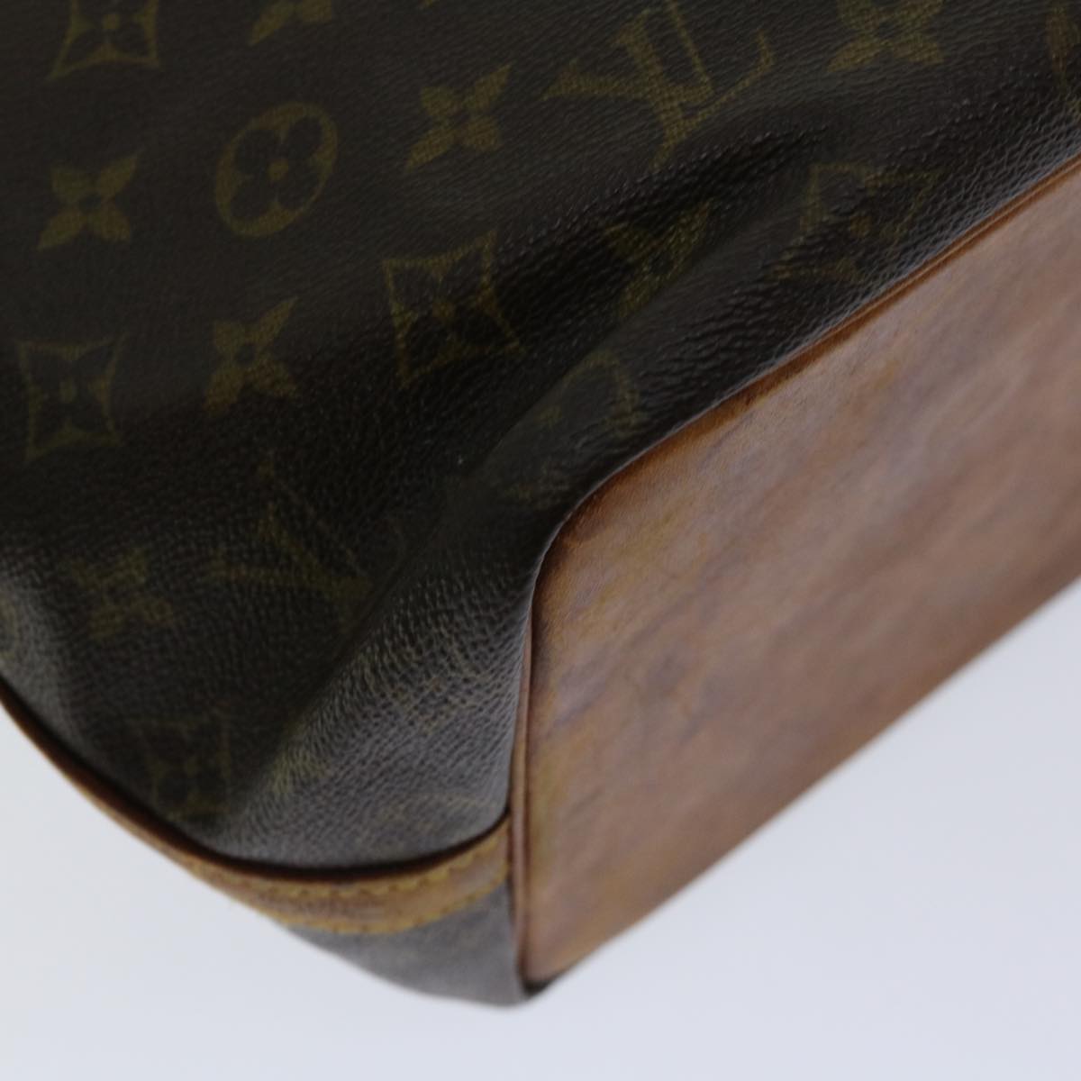 LOUIS VUITTON Monogram Petit Noe Shoulder Bag M42226 LV Auth ki4070