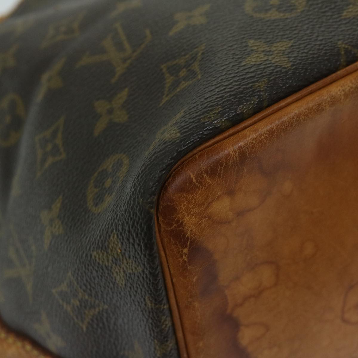 LOUIS VUITTON Monogram Petit Noe Shoulder Bag M42226 LV Auth ki4143