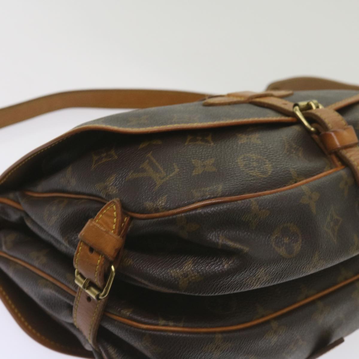 LOUIS VUITTON Monogram Saumur 30 Shoulder Bag M42256 LV Auth ki4158