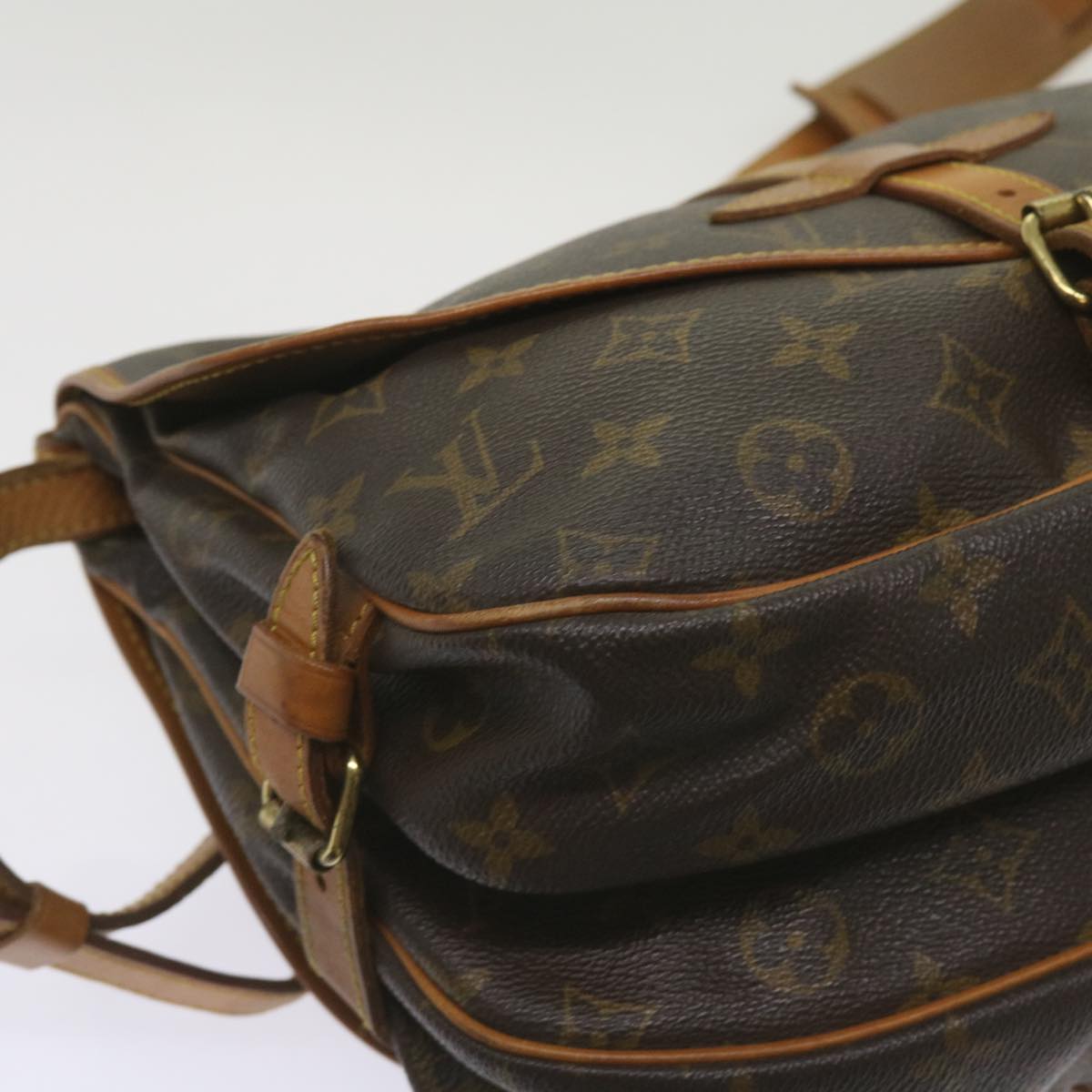 LOUIS VUITTON Monogram Saumur 30 Shoulder Bag M42256 LV Auth ki4158