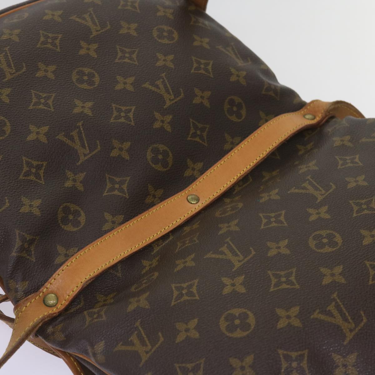 LOUIS VUITTON Monogram Saumur 30 Shoulder Bag M42256 LV Auth ki4158