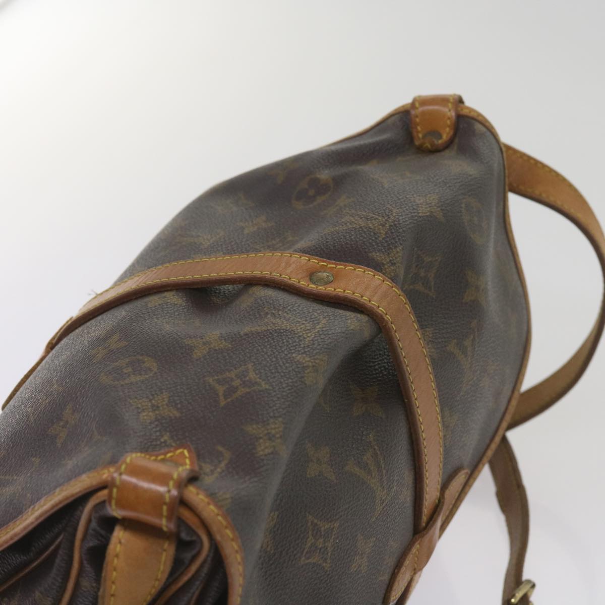 LOUIS VUITTON Monogram Saumur 30 Shoulder Bag M42256 LV Auth ki4158