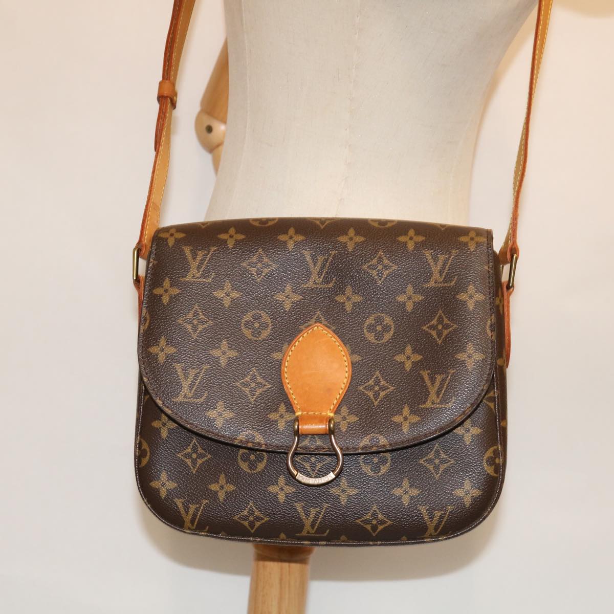 LOUIS VUITTON Monogram Saint Cloud GM Shoulder Bag M51242 LV Auth ki4162