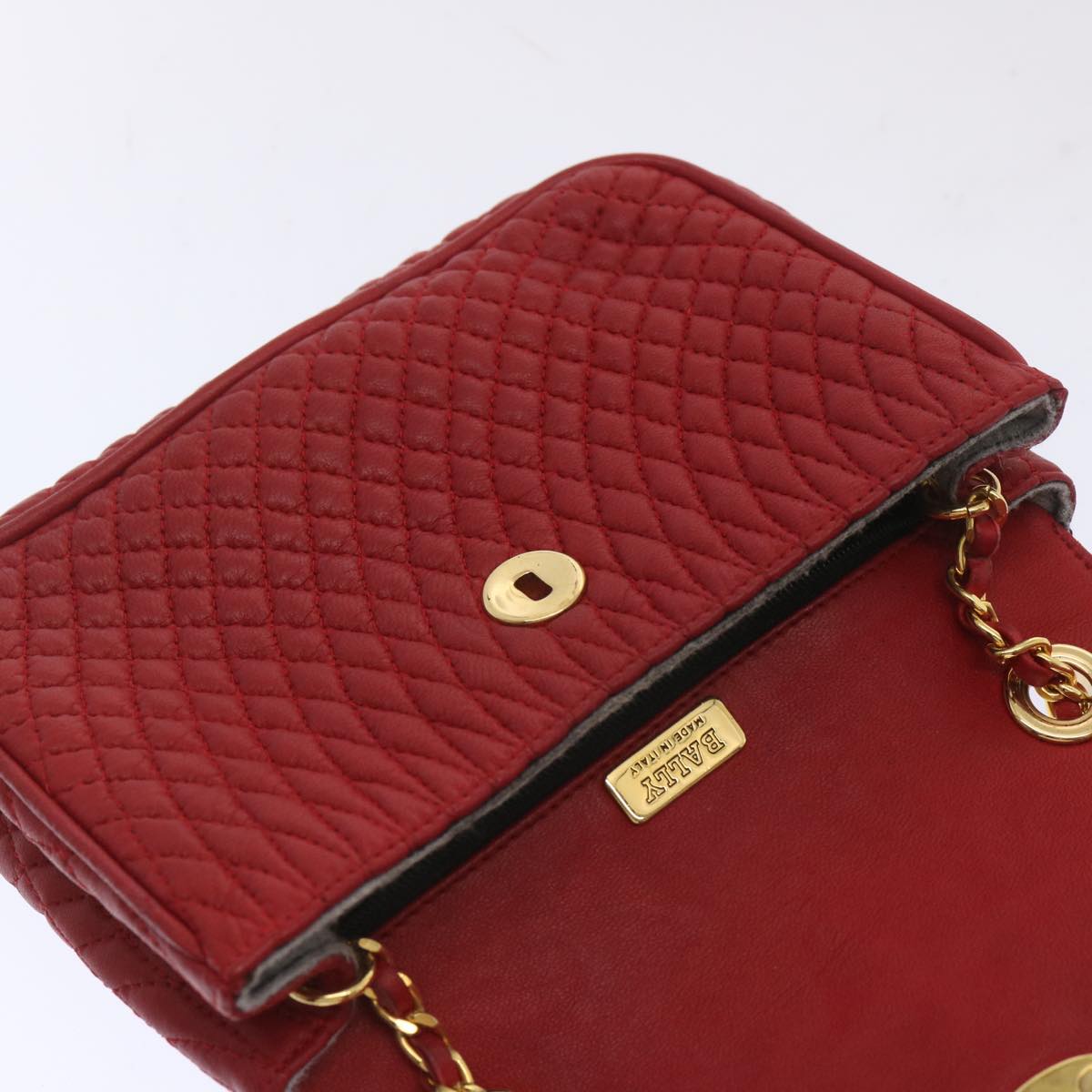 BALLY Matelasse Chain Shoulder Bag Leather Red Auth ki4189