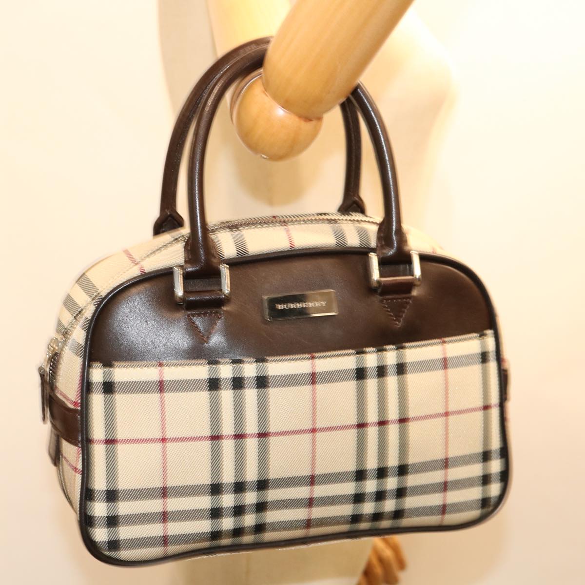 BURBERRY Nova Check Hand Bag Nylon Beige Auth ki4265