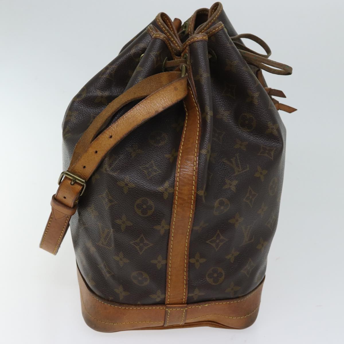 LOUIS VUITTON Monogram Noe Shoulder Bag M42224 LV Auth ki4329