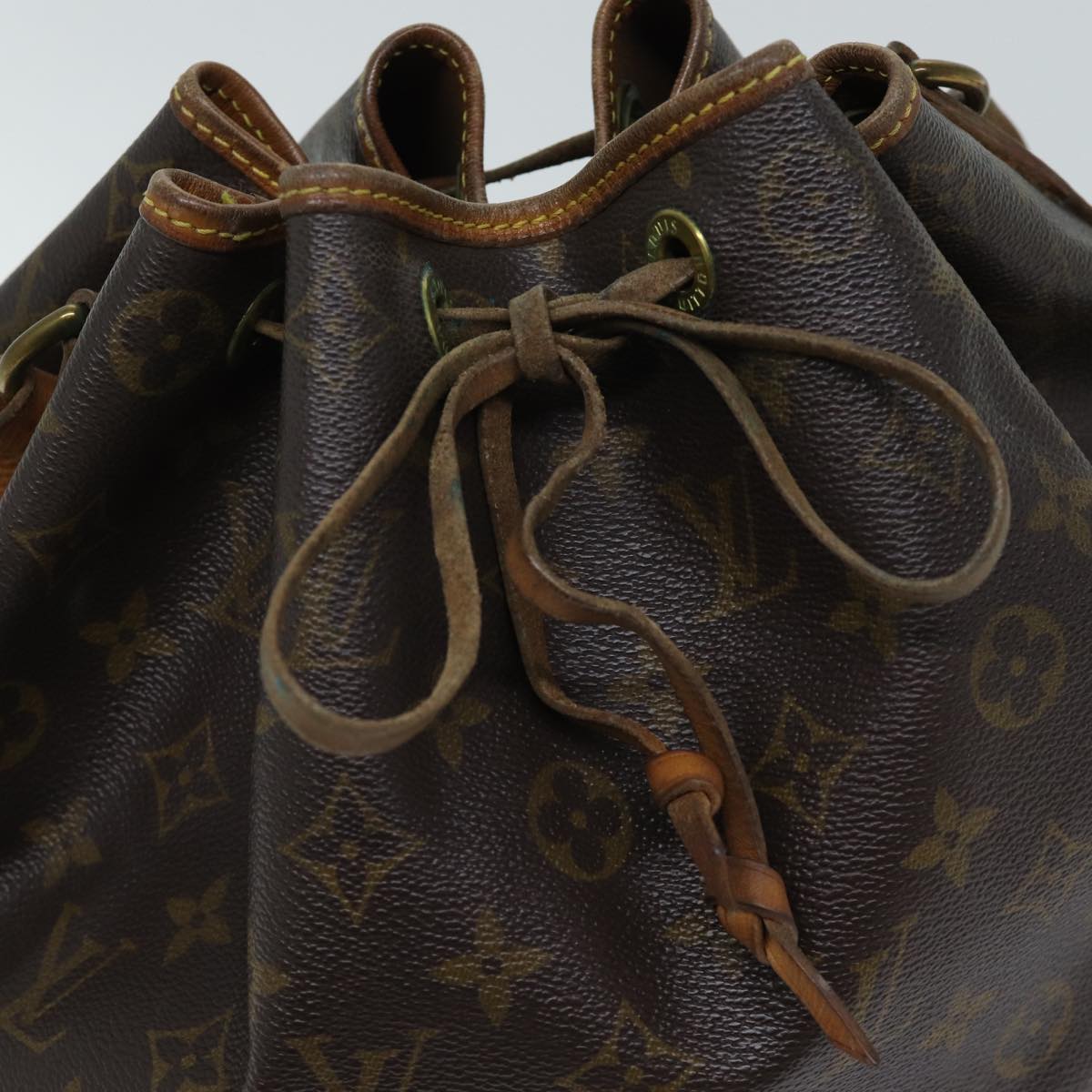 LOUIS VUITTON Monogram Noe Shoulder Bag M42224 LV Auth ki4329