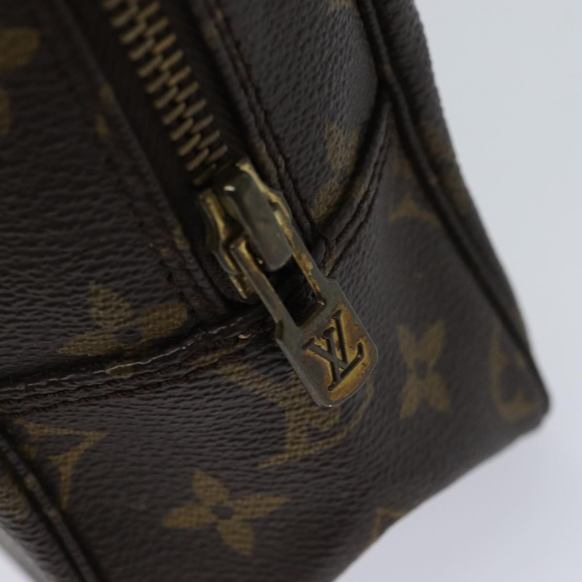 LOUIS VUITTON Monogram Trousse Toilette 28 Clutch Bag M47522 LV Auth ki4349