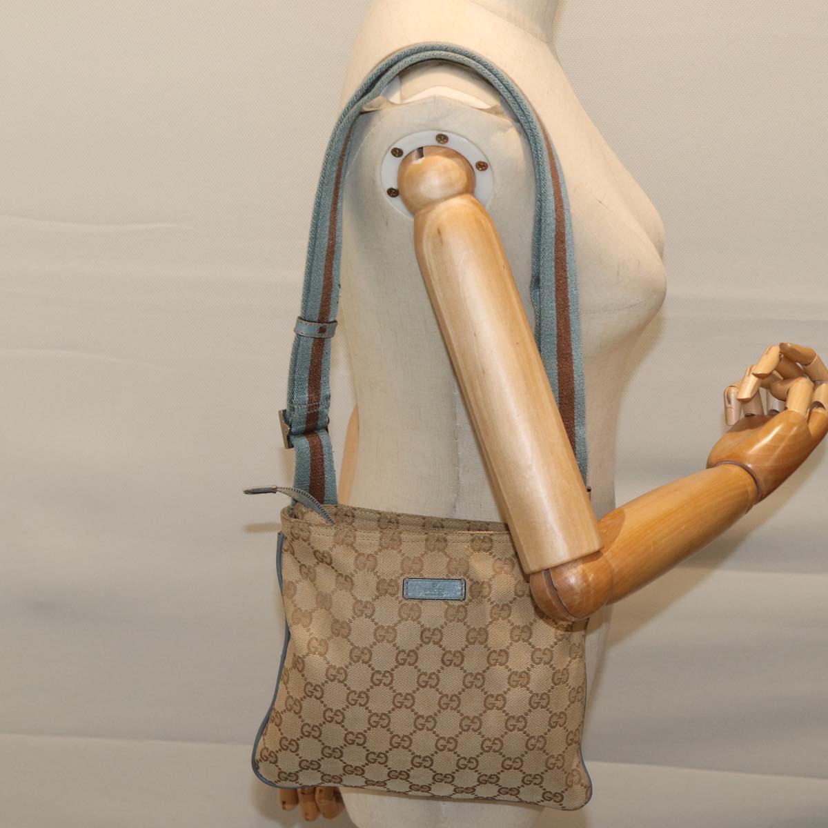 GUCCI GG Canvas Sherry Line Shoulder Bag Light Blue Brown 146309 Auth ki4375