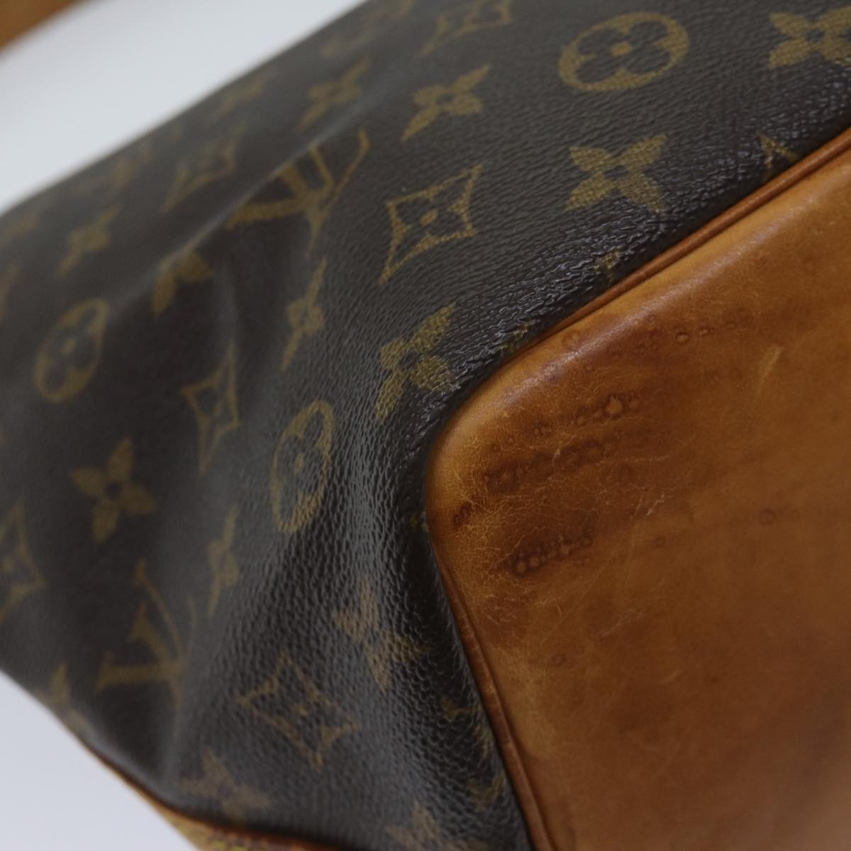 LOUIS VUITTON Monogram Petit Noe Shoulder Bag M42226 LV Auth ki4390