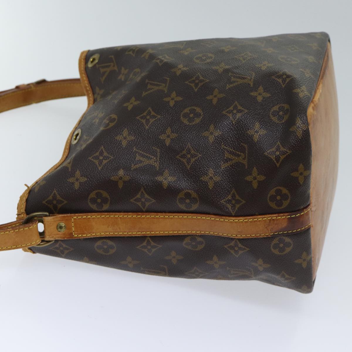 LOUIS VUITTON Monogram Petit Noe Shoulder Bag M42226 LV Auth ki4390