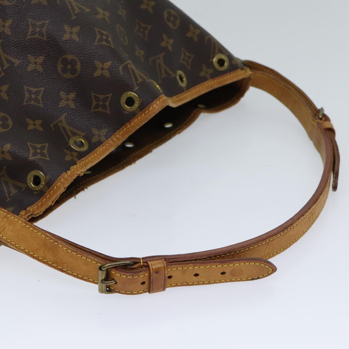 LOUIS VUITTON Monogram Petit Noe Shoulder Bag M42226 LV Auth ki4390