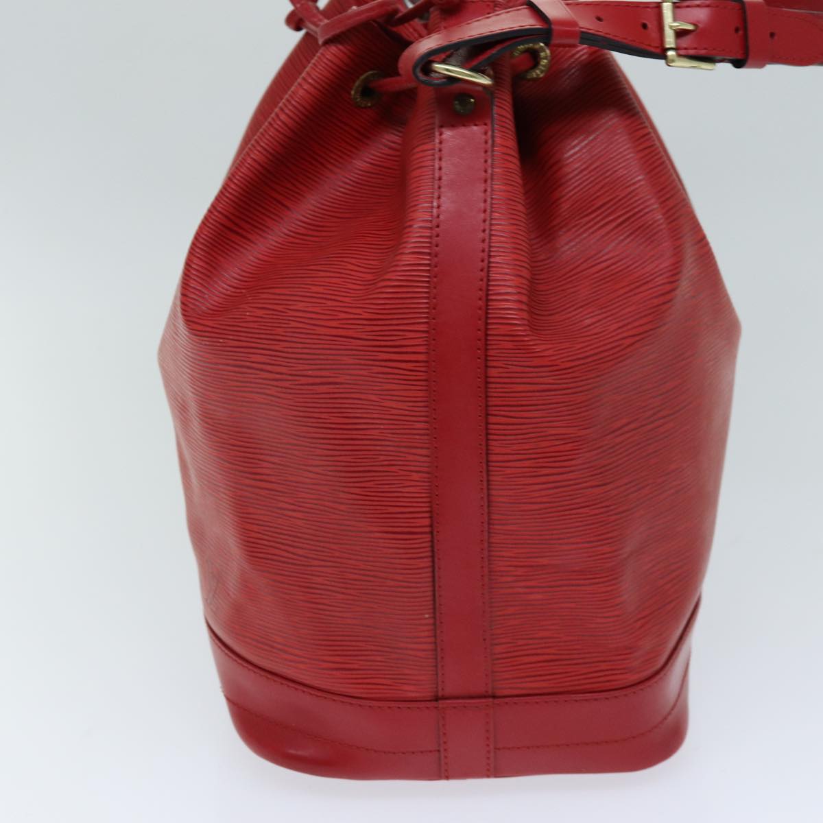 LOUIS VUITTON Epi Noe Shoulder Bag Red M44007 LV Auth ki4494