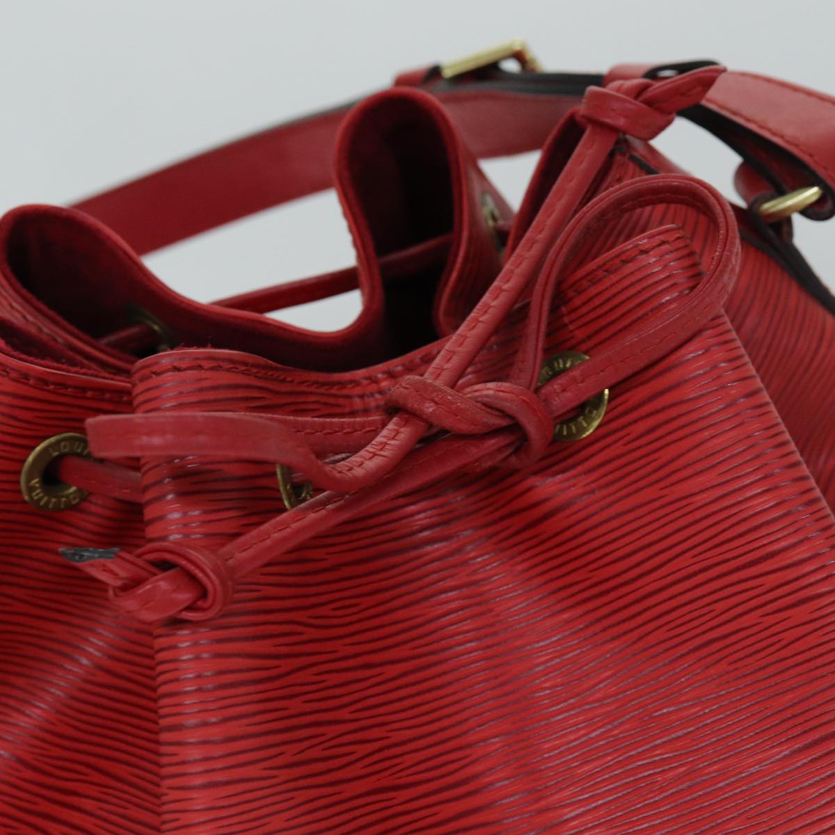 LOUIS VUITTON Epi Noe Shoulder Bag Red M44007 LV Auth ki4494