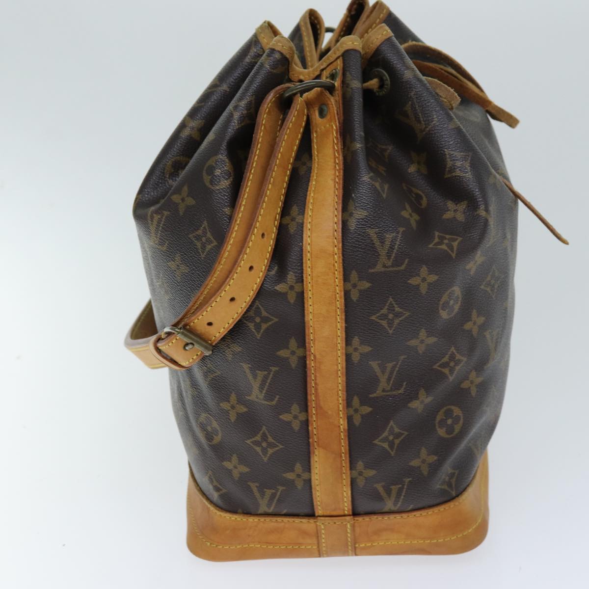 LOUIS VUITTON Monogram Noe Shoulder Bag M42224 LV Auth ki4499