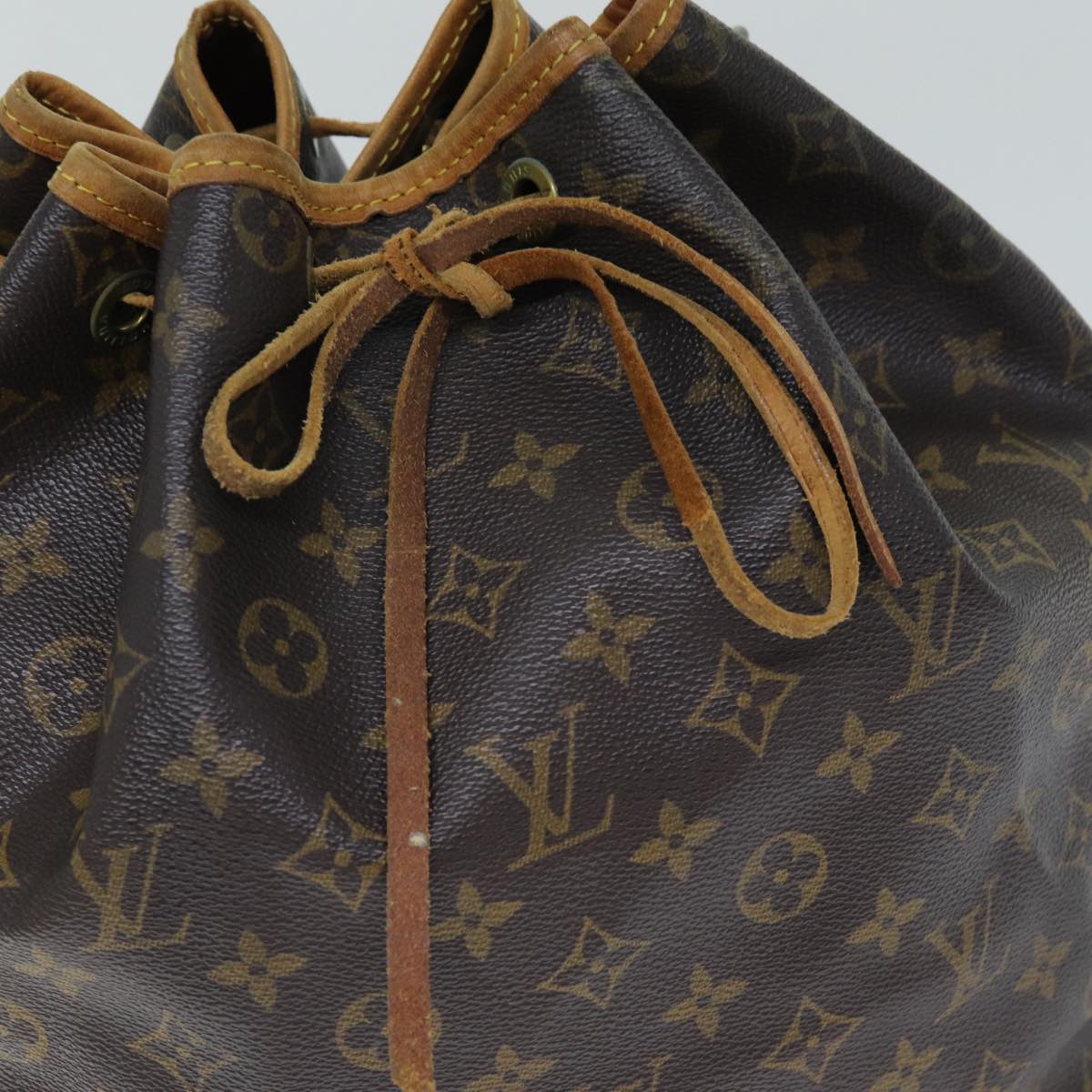 LOUIS VUITTON Monogram Noe Shoulder Bag M42224 LV Auth ki4499