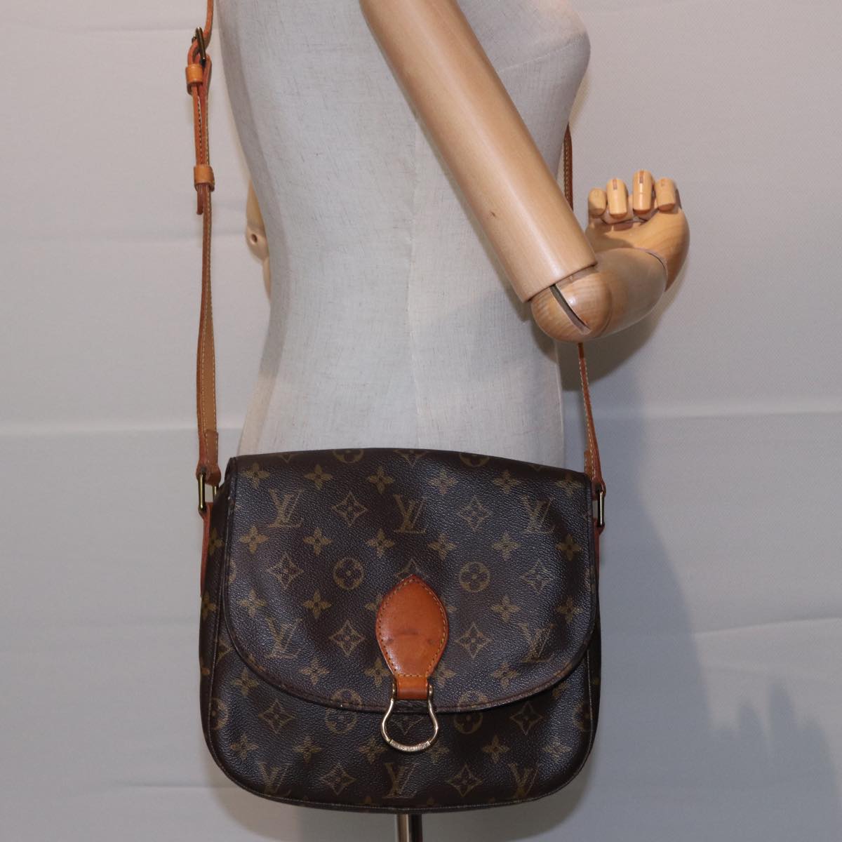 LOUIS VUITTON Monogram Saint Cloud GM Shoulder Bag M51242 LV Auth ki4549