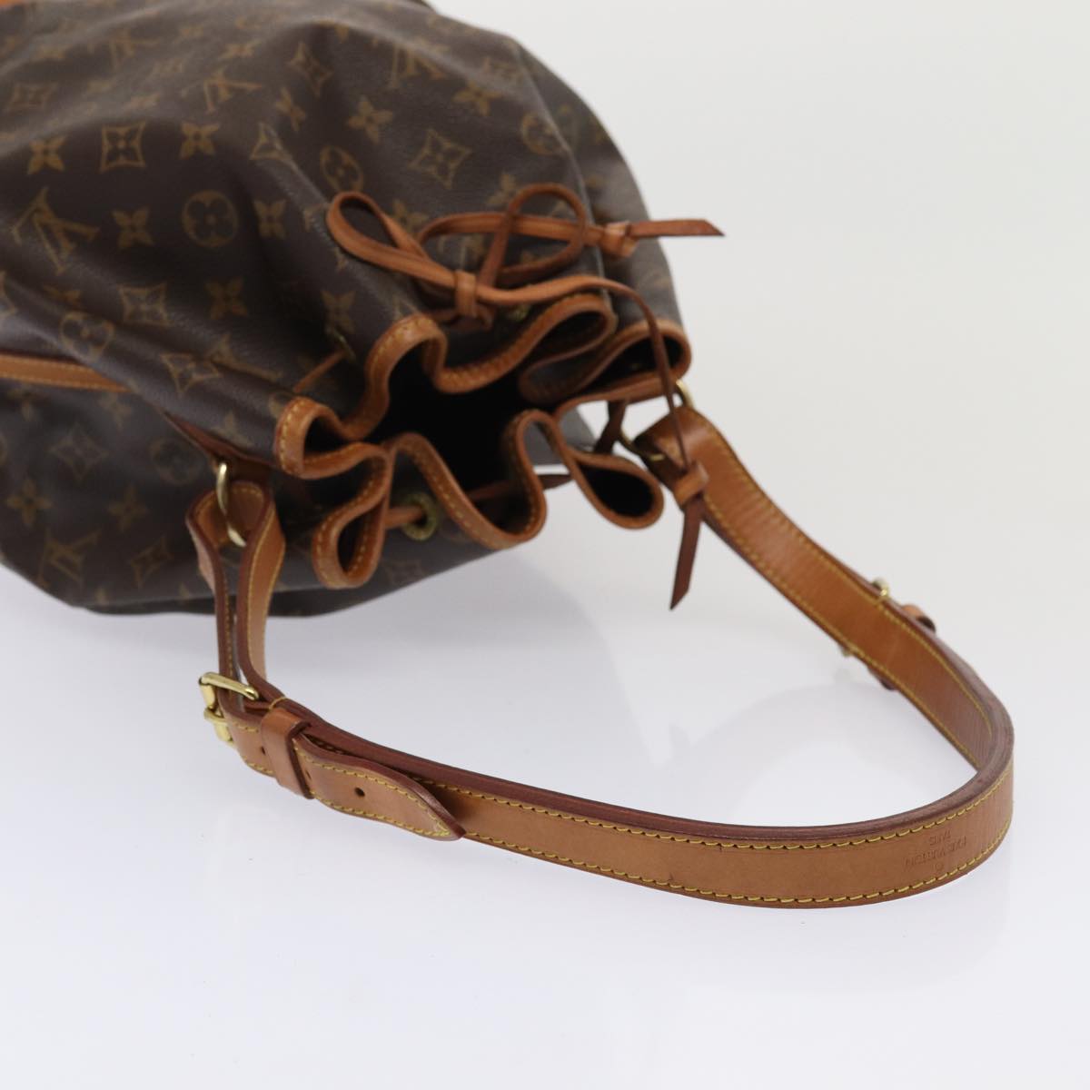 LOUIS VUITTON Monogram Noe Shoulder Bag M42224 LV Auth ki4606