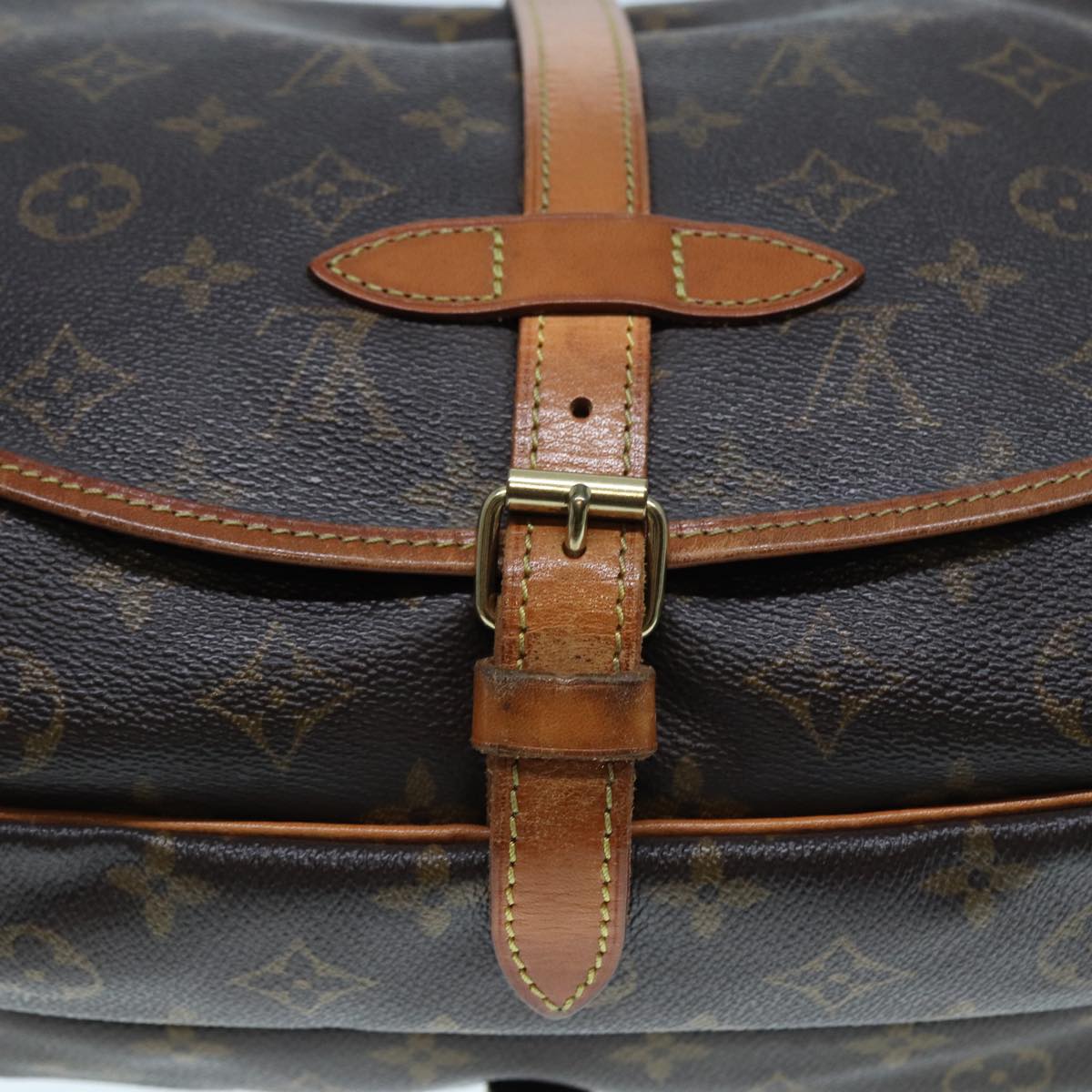 LOUIS VUITTON Monogram Saumur 30 Shoulder Bag M42256 LV Auth ki4607