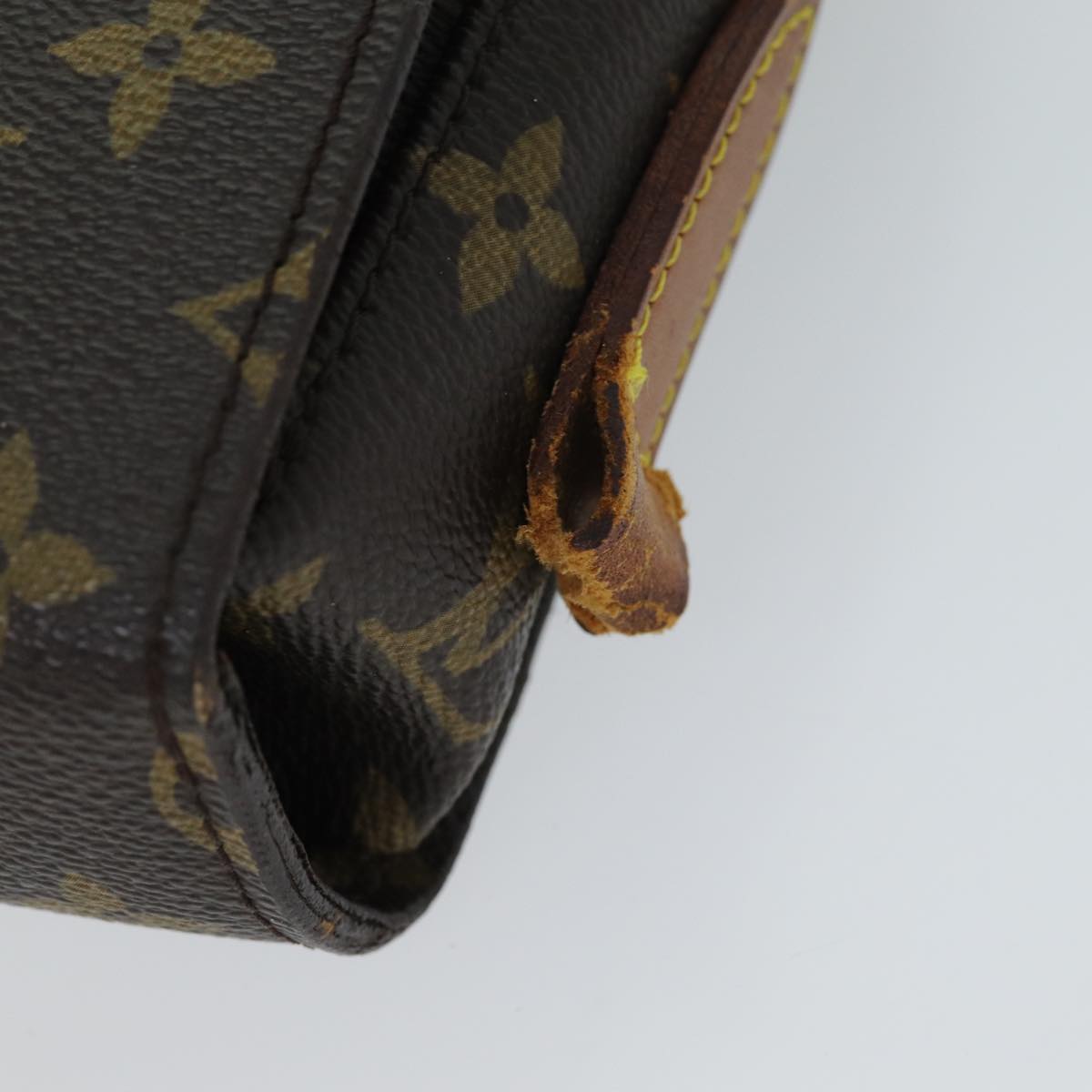 LOUIS VUITTON Monogram Saint Cloud GM Shoulder Bag M51242 LV Auth ki4612