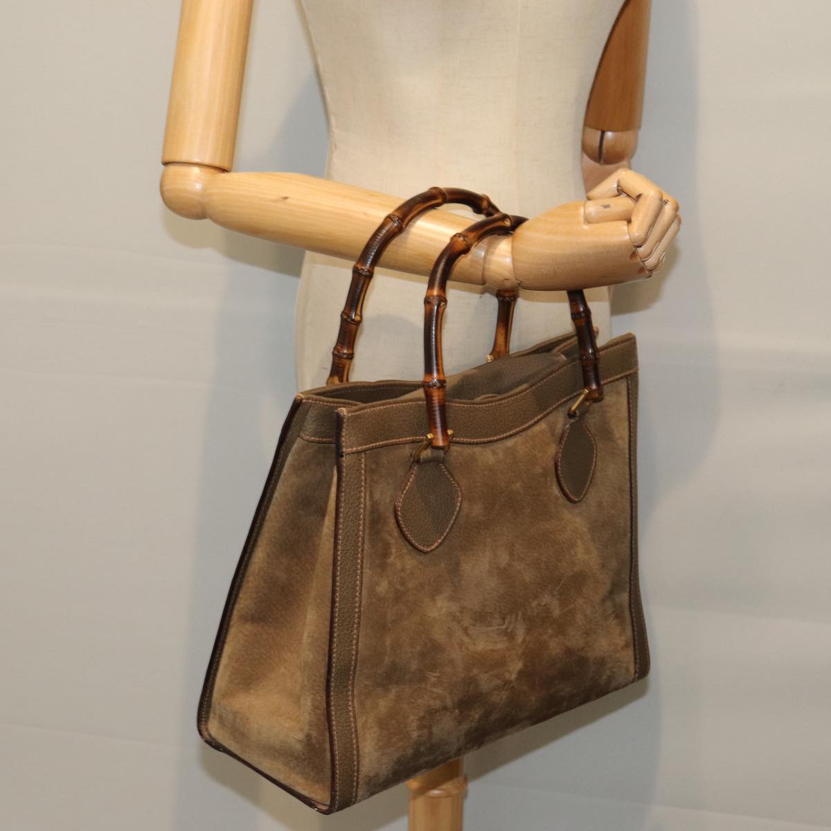 GUCCI Bamboo Diana Hand Bag Suede Brown 002 853 0260 Auth ki4617