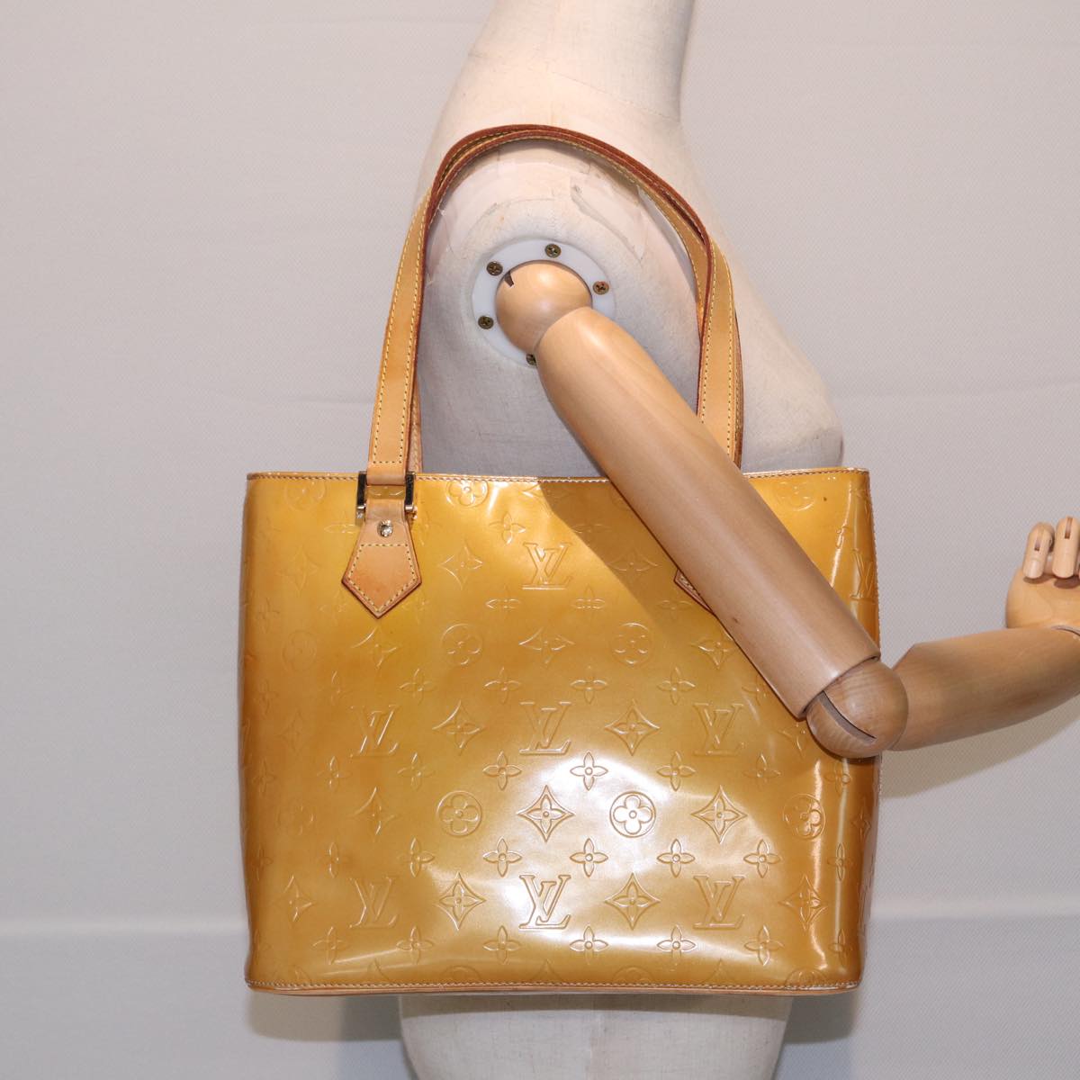 LOUIS VUITTON Monogram Vernis Houston Hand Bag Beige M91004 LV Auth ki4660