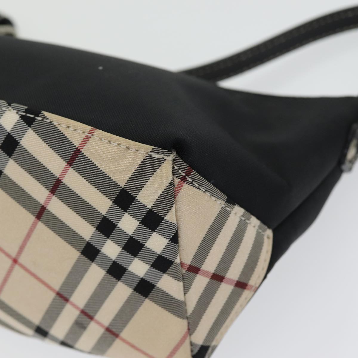 BURBERRY Nova Check Blue Label Pouch Nylon Beige Black Silver Auth ki4724